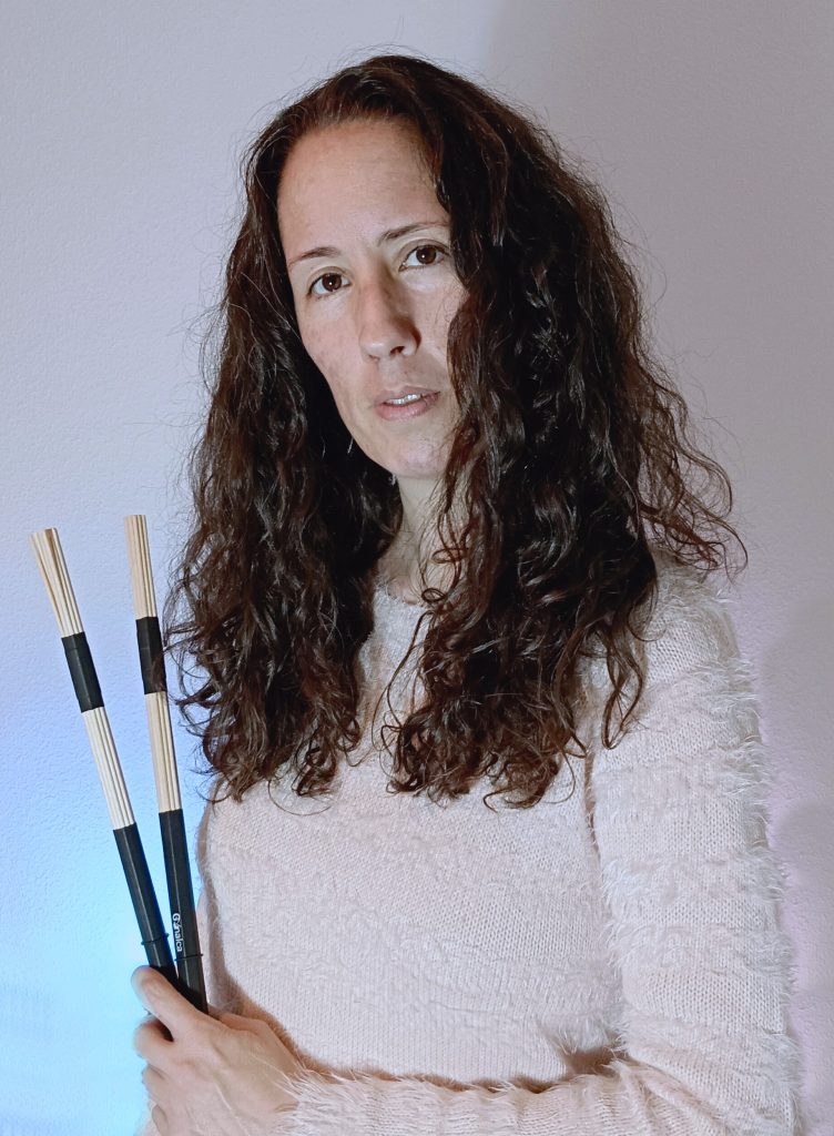 La imagen tiene un atributo ALT vacío; su nombre de archivo es Veronica-Lozano.Linkedin-1-752x1024.jpg