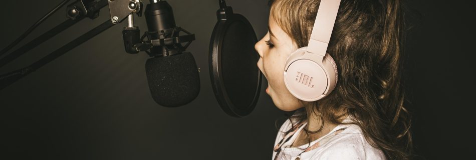 Las reglas innegociables para contratar menores de 16 años en espectáculos en streaming